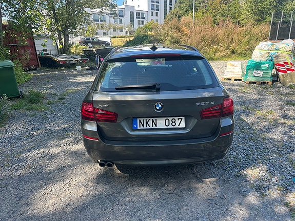 BMW 520d 4 of 9
