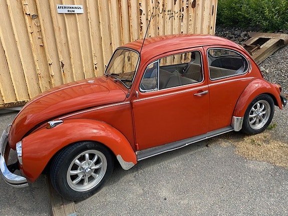 Volkswagen 1302 2 of 3