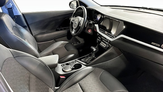 Kia Niro 3 of 9