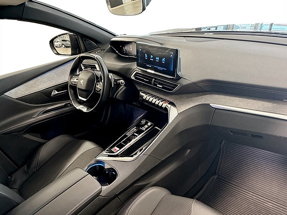 Peugeot 5008 13 of 17