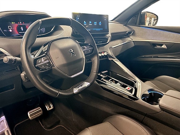 Peugeot 5008 5 of 17