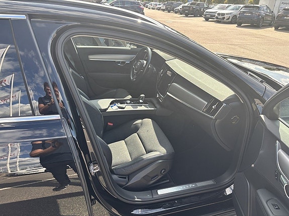 Volvo V90 6 of 15