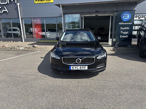 Volvo V90 2 of 15