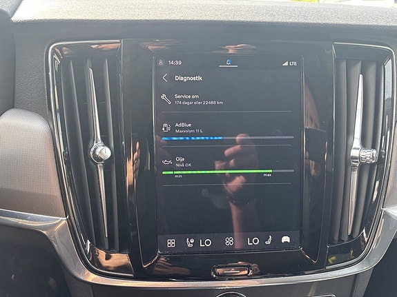 Volvo V90 13 of 15