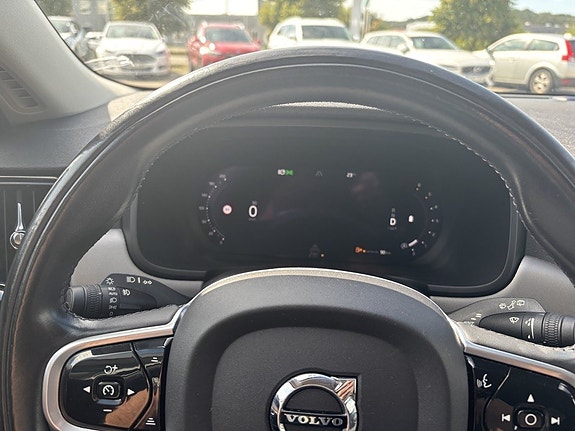 Volvo V90 10 of 15