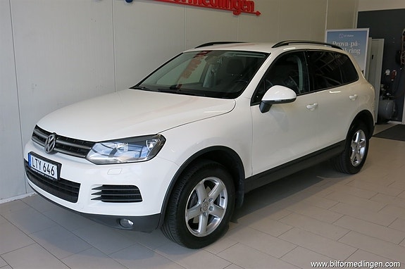 Volkswagen Touareg 3 of 16