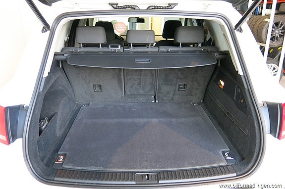 Volkswagen Touareg 12 of 16
