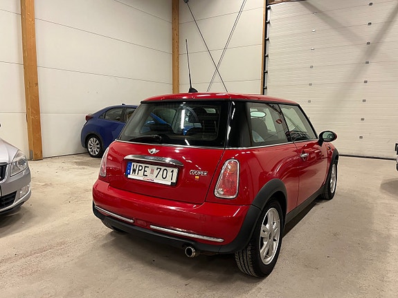 MINI Cooper 4 of 16