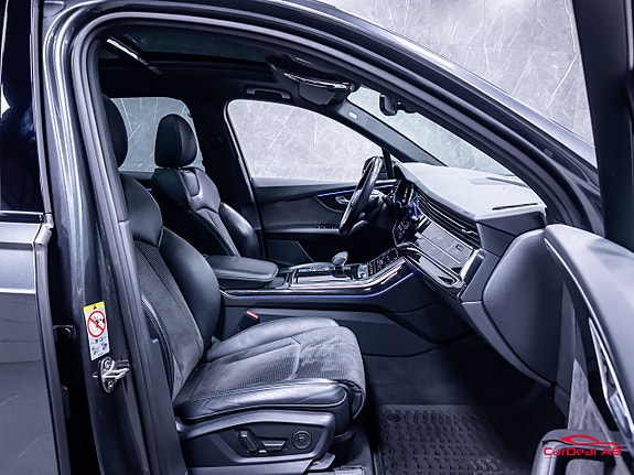 Audi Q7 16 of 30