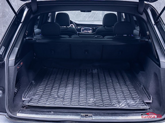 Audi Q7 18 of 30