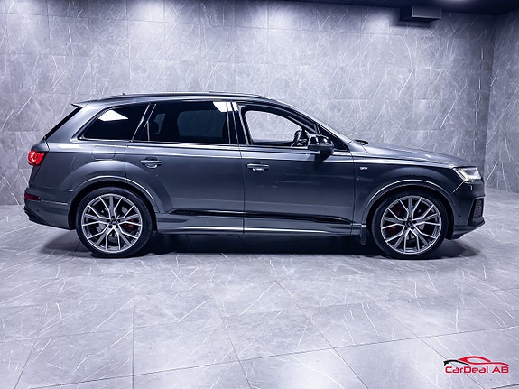 Audi Q7 8 of 30