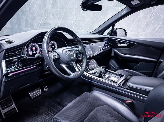 Audi Q7 12 of 30