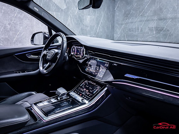 Audi Q7 14 of 30