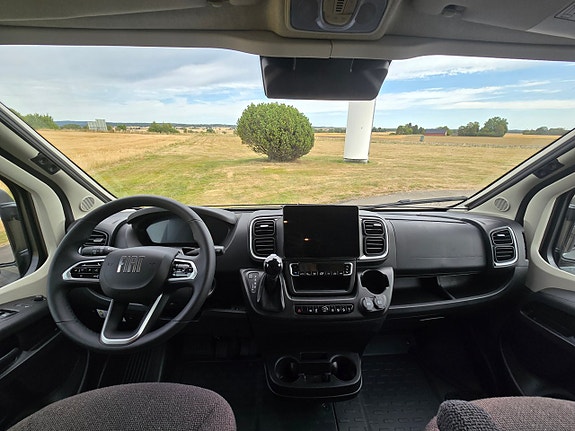 Hymer Redwood 600 Explorer 10 of 14