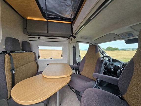 Hymer Redwood 600 Explorer 8 of 14