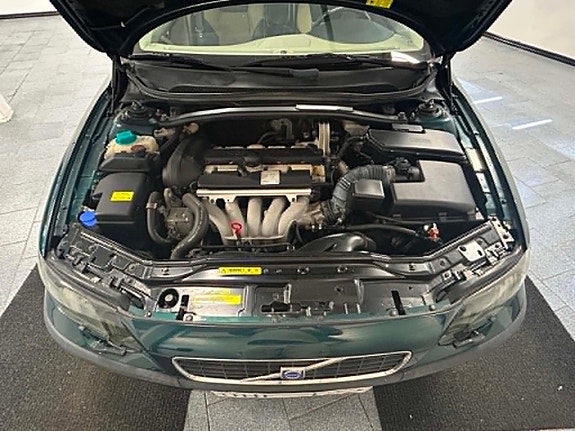 Volvo S60 14 of 22