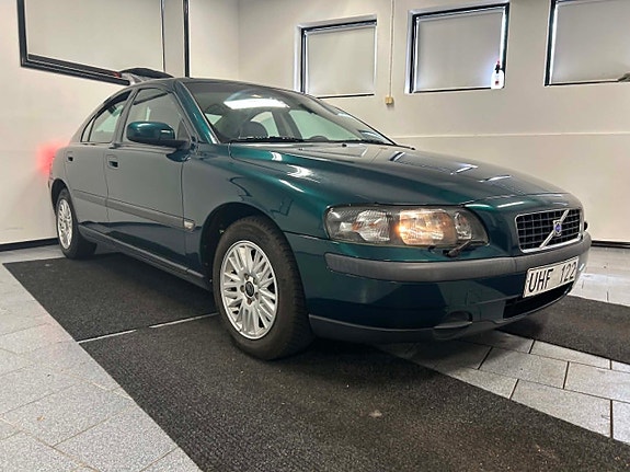 Volvo S60 3 of 22
