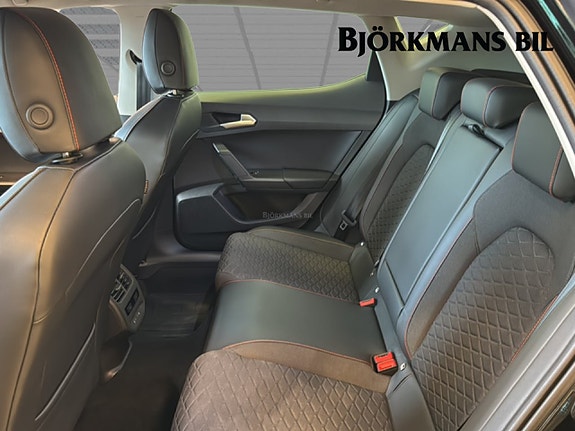 Seat Leon 9 of 16