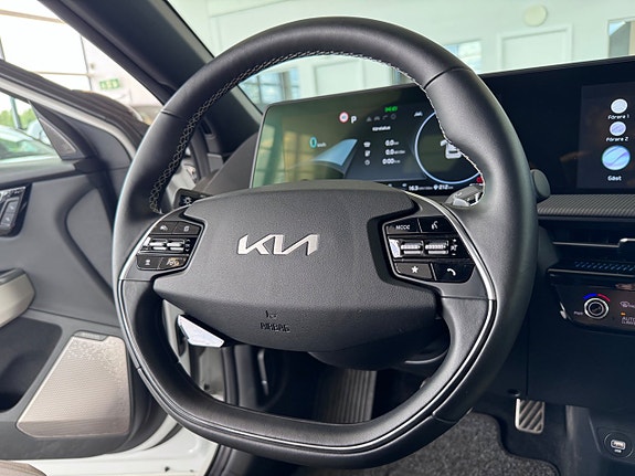 Kia EV6 13 of 25