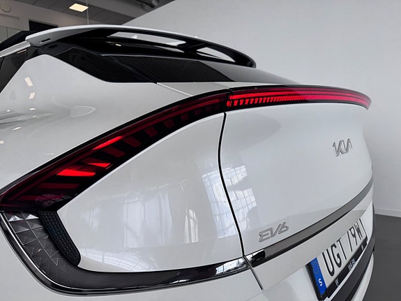 Kia EV6 9 of 25