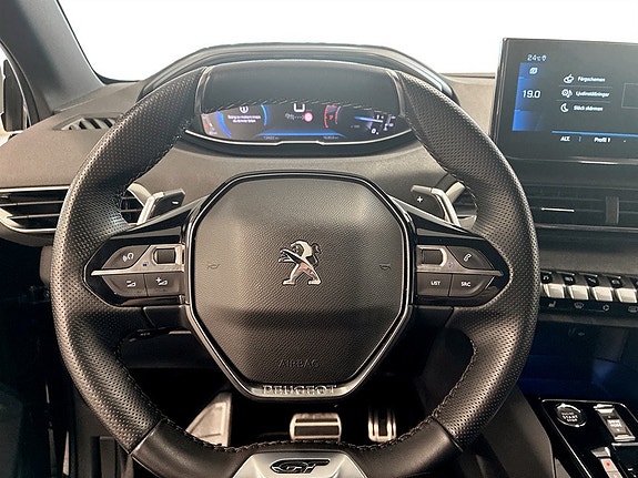 Peugeot 5008 7 of 17
