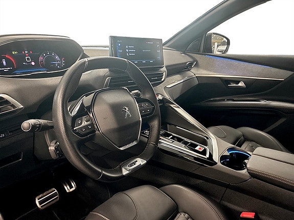 Peugeot 5008 5 of 17