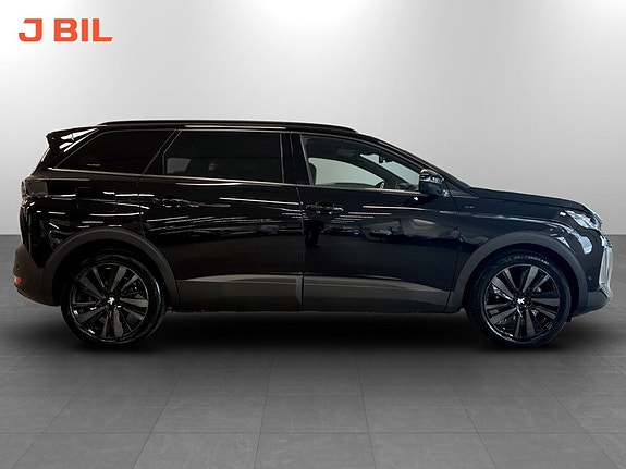 Peugeot 5008 15 of 17