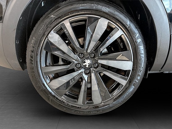 Peugeot 5008 16 of 17
