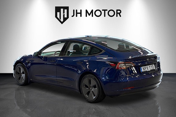 Tesla Model 3 3 of 21