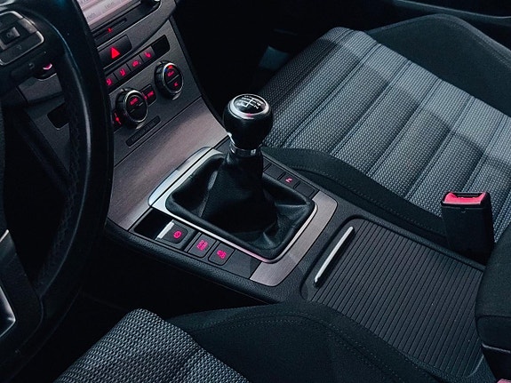 Volkswagen Passat 11 of 19