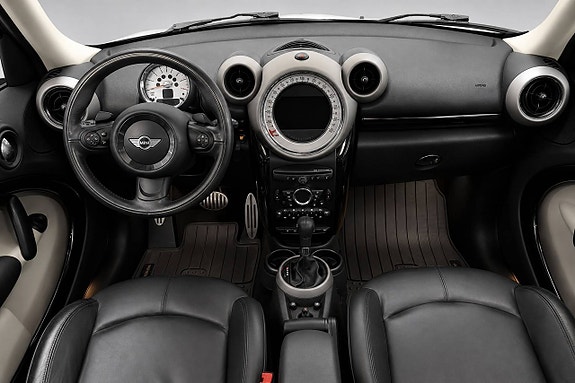 MINI Countryman Cooper SD 13 of 16