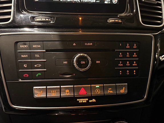 Mercedes-Benz GLS350 d 13 of 27