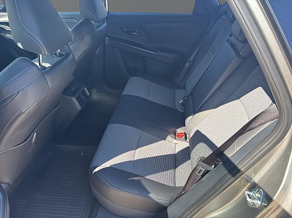 Toyota bZ4X 9 of 14