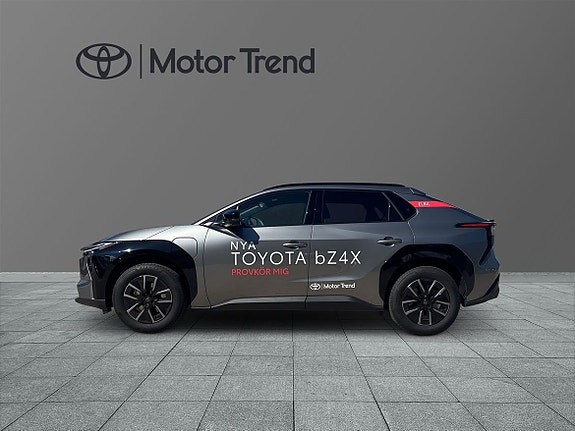 Toyota bZ4X 4 of 14