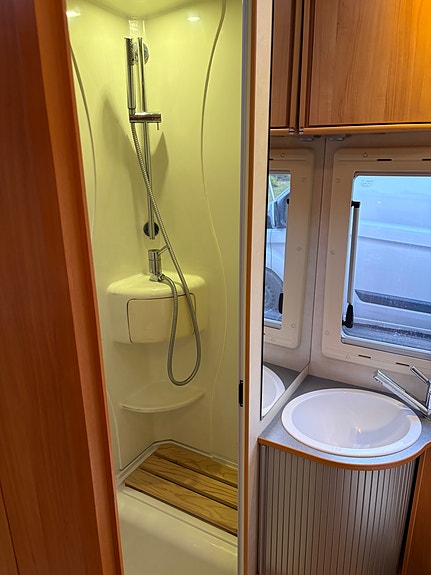 Adria Adria Coral S 680 SP 17 of 23