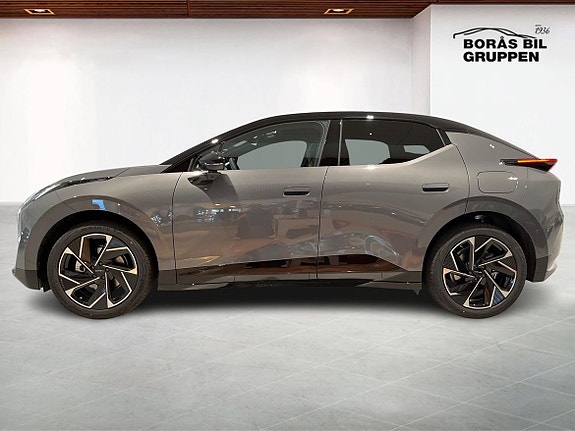 Lynk & Co 02 3 of 14
