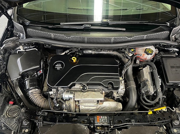 Opel Astra 18 of 19