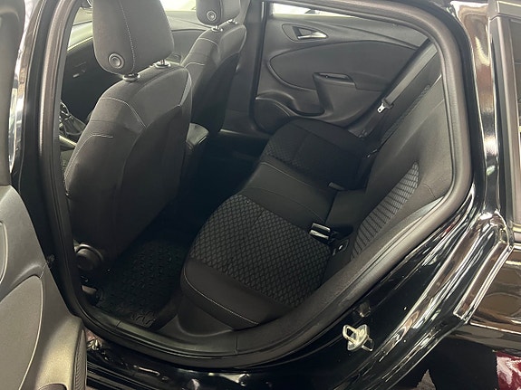 Opel Astra 10 of 19
