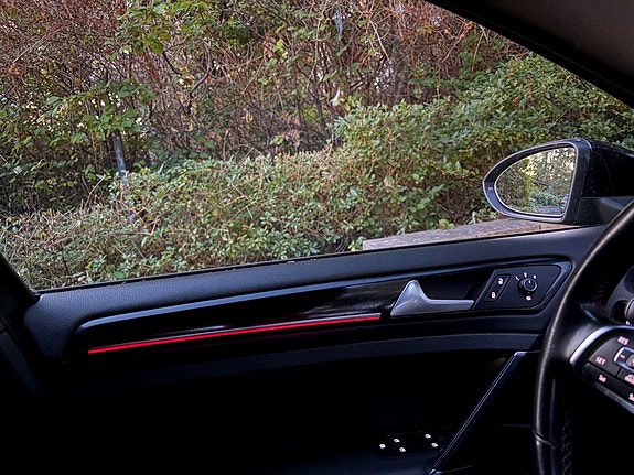 Volkswagen Golf VII 6 of 18