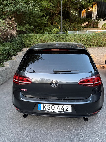 Volkswagen Golf VII 5 of 18