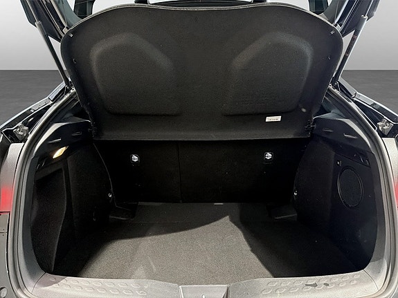 Toyota C-HR 16 of 16