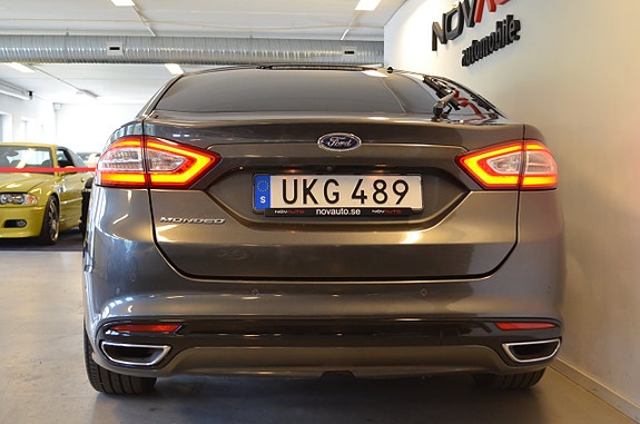 Ford Mondeo 10 of 27