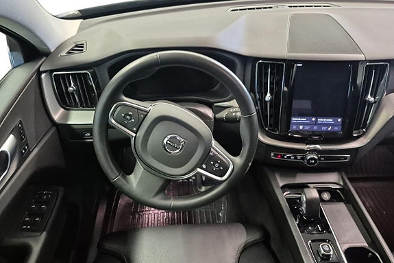 Volvo XC60 12 of 23