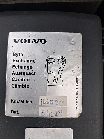 Volvo S60 8 of 9