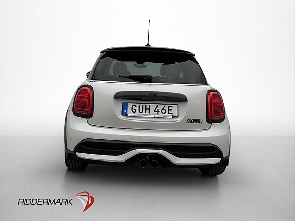 MINI Cooper S 7 of 30