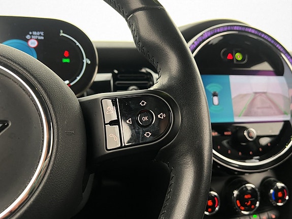 MINI Cooper S 23 of 30