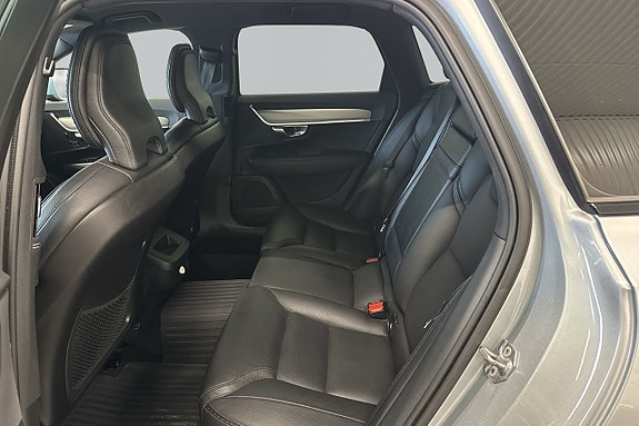Volvo V90 Cross Country 6 of 6