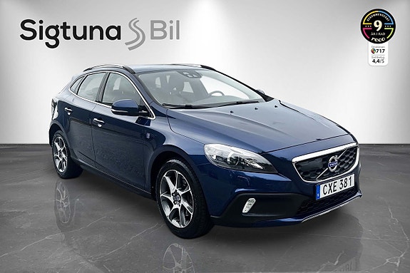 Volvo V40 Cross Country 7 of 20
