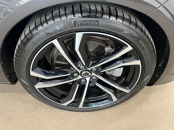 Volvo V90 25 of 26
