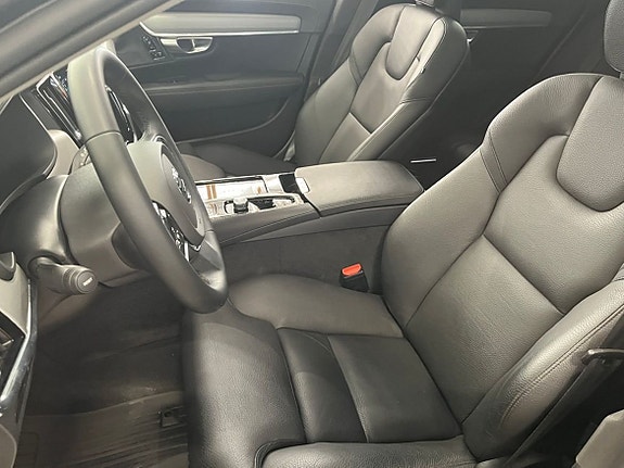 Volvo V90 6 of 26